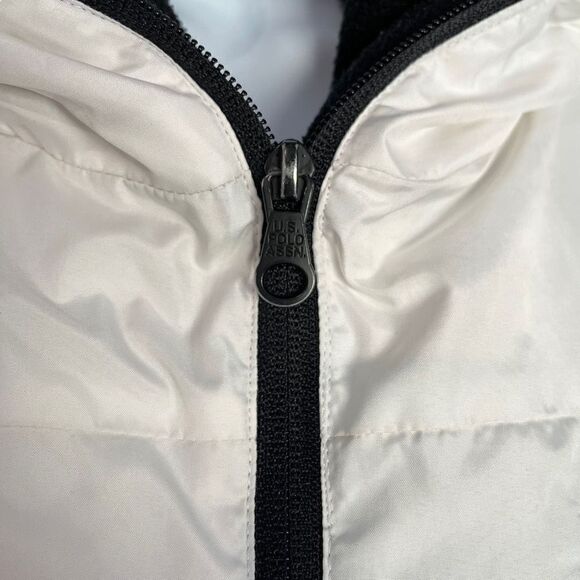 U.S. Polo Assn Women's White Hooded Ski Coat Size Medium Full Zip - Picture 3 of 10
